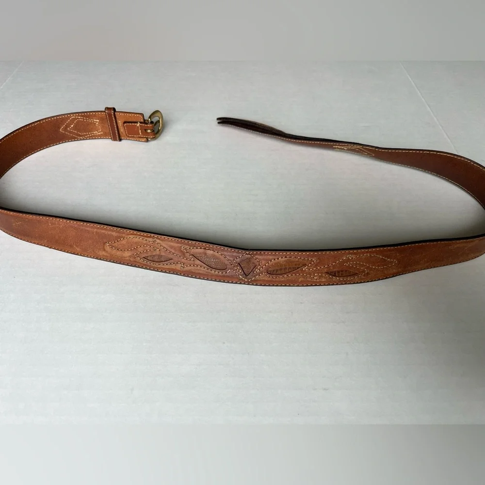 Classic Men’s Brown Leather Solid Brass Buckle Ranger Belt Style